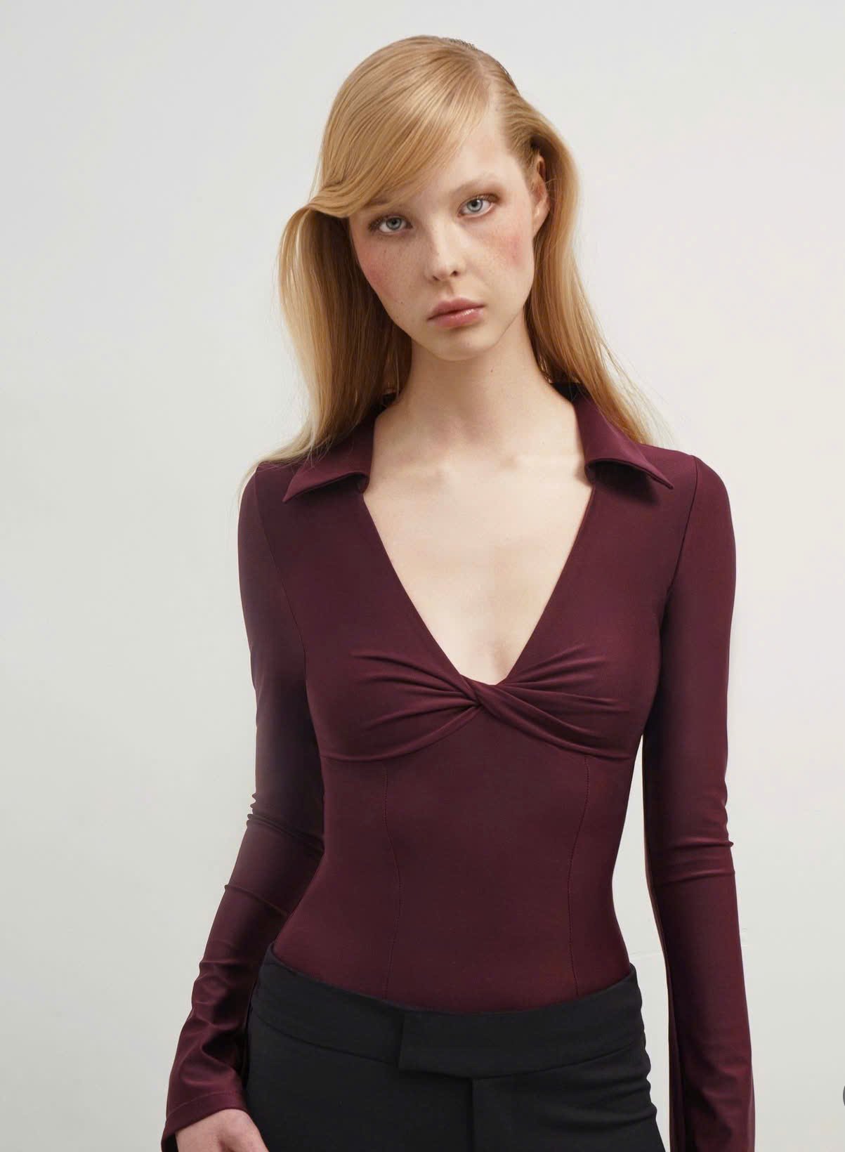 HUMBLE TRACE TOP
